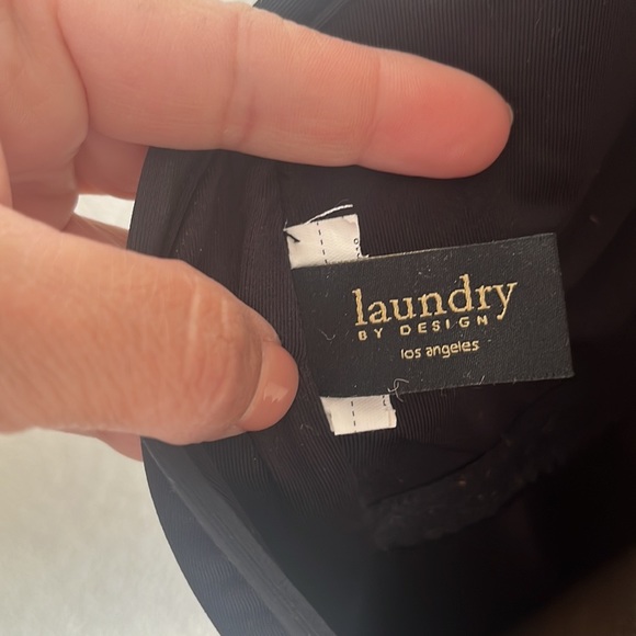 Laundry By Design Swim
One shoulder. Gently used. - Picture 5 of 13